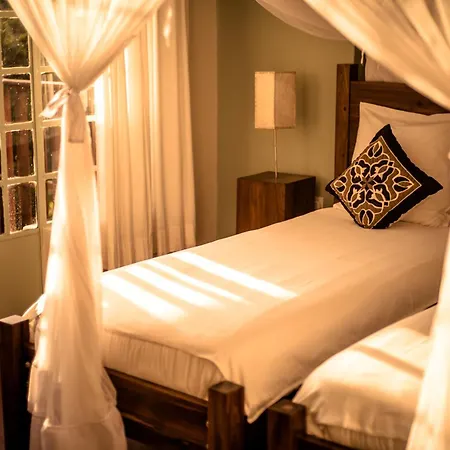 Onsea House & Machweo Retreat *