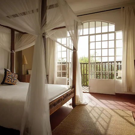 Onsea House & Machweo Retreat *